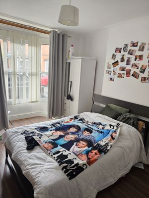 Photo 6- click for photo gallery